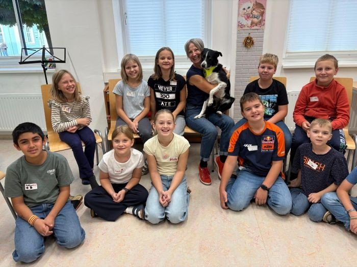 Schuljahr 2026/27 - Therapiehund Cooper